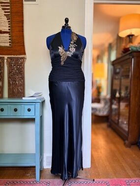 Papell Boutique Evening 100% Silk Beaded Halter Gown Black Size 12